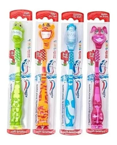 CEPILLO AQUAFRESH 3-5